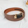 Cinto de Couro com Fivela Automática Novo Estilo Moda Masculina Simples Versátil Business Bege para Jovens e Meia-Idade