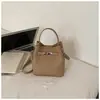 Bolsa de Mano al por Mayor Transfronteriza Nuevo Diseño Patrón de Lichi Versátil Estilo Cubo Elegante Nicho para Viajes Diarios Hombro Cruzado para Mujer