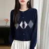 Outono/Inverno 2026 Estilo College Cardigan de Tricô Liso de Lã Argyle Jaqueta de Lã Retrô para o Trabalho Top Feminino