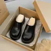 Meias-pantufas femininas de sola grossa e bico fechado, novo estilo outono/inverno 2026, pantufas de algodão com plataforma retrô para uso externo, pantufas femininas preguiçosas