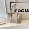 Bolso de Mano para Mujer de Estilo Retro Coreano 2026 Otoño e Invierno Nuevo de Gran Capacidad de un Solo Hombro Simple y Moderno de Alto Valor para el Trayecto