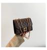 Bolso de hombro 2023 Nuevo bolso cruzado para mujer Bolso de cadena a juego de moda Bolso de hombro Bolso de hombro ligero de alta gama de moda