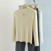 Foto real de camiseta básica de terciopelo Andy de talla grande y cuello semi-alto, tejido de punto de lana para otoño e invierno para mujer, top versátil de manga larga ajustado