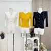 Cardigã de tricô macio e versátil, com mangas três-quartos vazadas em três cores, prático para meninas, amarelo tamanho único, preto e branco com etiquetas