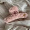 Grampo de Cabelo de Pelúcia Oval com Etiqueta Dourada de Uma Palavra Grande para Cabelo Feminino na Parte de Trás da Cabeça Grampo de Tubarão Plush Outono e Inverno High-End