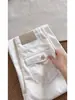 Pantalones vaqueros de bambú suave completamente nuevos para mujer, nuevo estilo 2026, modernos, adelgazantes, de cintura alta, ligeramente acampanados