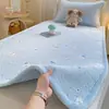 Cobertor de Cama Acolchoado de Lã de Leite Dupla Face Classe A Conjunto de Três Peças Protetor de Cama Reversível para Dormitório Estudantil