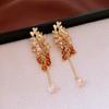 Aretes de Borla de Diamantes con Pin de Plata Europeo y Americano Industria Pesada Retro de Alta Gama Aretes de Botón Nicho de Lujo Ligero Elegantes Aretes Elegantes Venta al por Mayor Mujeres