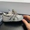 Zapatillas clásicas ligeras y cómodas para niños pequeños, nuevo producto de principios de otoño 2026, zapatillas de entrenamiento y running versátiles alemanas para niños y niñas