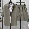 Verão 2026 Novo Conjunto Masculino Lindo Fashionável Tendência Camisa com Textura de Gaze Bolha Manga Curta e Shorts Conjunto de Duas Peças