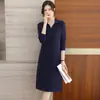 Vestido Elegante Rojo de Nuevo Estilo 2026 para Mujer Petite, Vestido Suéter de Longitud Media para Otoño e Invierno