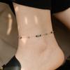 Sin decoloración Estilo nuevo simple tobillera de acero de titanio para niña sensación de alta gama cuerda roja suerte verano moda lujo ligero corazón de amor adornos para el pie