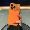 Funda de Silicona para Teléfono con Agujeros Grandes de Helado Adecuada para Apple 17Promax Estilo Verano 16 Moderna 15/14 Color Caramelo