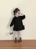 Vestido Infantil Feminino Chegada Nova Primavera 2026 Estilo Coreano Moda Bebê Menina Bainha de Pétalas de Flor Roupas de Outono Tendência
