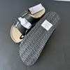 Novedad Verano 2025 Chanclas de Corcho con Doble Hebilla, Zapatos de Mujer Elegantes y Versátiles para Ponerse Fácilmente con Estampado de Serpiente, Venta al por Mayor para Exportación