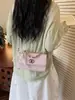 Bolso Pequeño Cuadrado Estilo Coreano Ins para Mujer 2026 Nuevo Modelo Bolso de Hombro con Hebilla de Cierre Estilo Coreano Bolso Cruzado Bolso de Mano Color Sólido para Viajes Cotidianos