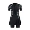 Traje de baño deportivo para mujer talla grande traje de buceo manga corta falda una pieza cremallera Baño termal traje de baño talla grande comercio exterior Mayoreo