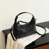 Super Quente Essenciais de Escritório Bolsa Tote Pequena Feminina 2026 Nova Popular de Verão Textura Trançada Bolsa de Ombro Único Bolsa Transversal para o Trabalho