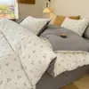 Set de Ropa de Cama de Algodón y Lino Teñido en Hilo de Cuatro Piezas para Primavera/Verano 2026 Set de Ropa de Cama de Hilo Arrugado Fabricante de Textiles para el Hogar de Nantong Venta al por Mayor