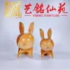 Talla en Madera de Alcanfor Conejo Creativo Soporte para Teléfono Escritorio Madera Maciza Conejo Regalo de Cumpleaños Yiming Xianyuan Artesanías de Madera