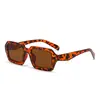Óculos de Sol Quadrados Modernos Retrô, Óculos de Sol Pequenos de Verão Tendência Estilo Europeu e Americano, Anti-UV, Estilo Punk para Mulheres
