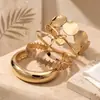 Pulsera ancha floral retro transfronteriza de estilo nuevo europeo y americano, joyería geométrica abierta ajustable minimalista de alta gama