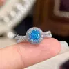 Bestseller de Transmisión en Vivo Anillo Octogonal Rosa Milenio Corte Paraíba para Mujer Lujo Ligero Reina de la Luz de las Estrellas Anillo de la Mitad del País