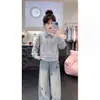 Conjunto estilo preppy para meninas, nova coleção primavera/outono, moda coreana, conjunto de duas peças apresentando um moletom com gola polo e jeans