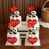 10.1 Decorações de bolo para o Feliz Dia Nacional, eu amo meu país, cartões em formato de coração, figuras de panda acenando bandeiras e toppers de bolo