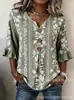 Nova camiseta feminina estampada com gola V e babados, camisa casual elegante para o trabalho no verão