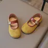 Zapatos Mary Jane Retro de Corte Bajo Birkenstock con una Sola Tira para Niñas 2026 Otoño Nuevos Zapatos Franceses para Conducir Zapatos Planos de una Sola Tira