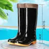 Queda Brusca de PreçoBotas de chuva de cano alto para mulheres, sapatos impermeáveis, sapatos de borracha, botas d'água para mulheres adultas, sapatos d'água espessados para cozinha para mulheres