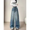 Jeans Feminino Largo Americano Tendência Outono/Inverno 2025, Cintura Alta, Solto, com Efeito Drapeado e Comprimento até o Chão