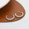Novedad 2023 Pendientes de botón elegantes con microincrustaciones de piedra blanca para mujer, aguja de plata S925, pendientes colgantes geométricos en forma de C de alta calidad, joyería para orejas