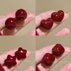Pendientes de Aceite Pintados en Borgoña Estilo Retro de Hong Kong para Mujer, Dulces y de Alta Gama, Simples, Modernos, Lujo Accesible y Pendientes Versátiles