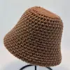 Chapéu de Balde Moderno Estilo Japonês Outono e Inverno Versão Coreana Moda Versátil Quente Proteção de Orelhas Chapéu Cloche Afina o Rosto À Prova de Frio Chapéu de Pescador