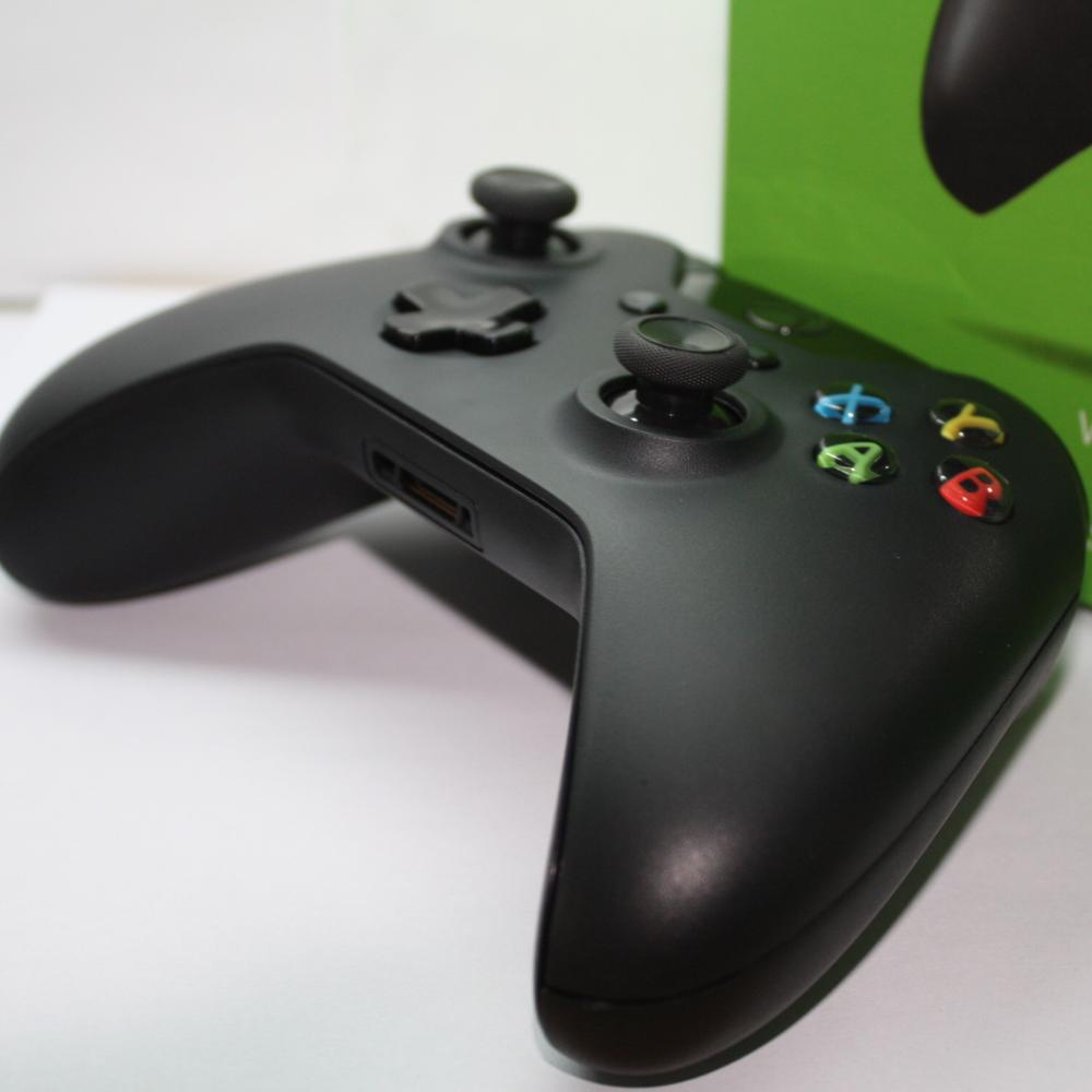 Джойстик xbox оригинал. Xbox one Original Gamepad. Геймпад Xbox one s оригинал. Геймпад для Xbox one s оригинал беспроводной. Геймпад Xbox one блютуз модуль.