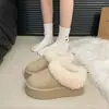 Zapatos de algodón con suela gruesa, tipo slip-on, peludos y cómodos ('lazy fur'), para mujer, nuevo estilo invierno 2026, súper lindos, con forro de felpa y engrosados, botas de nieve del Noreste