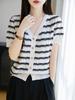 Estilo Tweed Cuello en V Manga Corta Tejido de Seda Helada Delgado 2025 Verano Nuevo Retro Rayado Ajustado Cárdigan Top