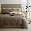 Juego de ropa de cama de cuatro piezas de algodón de fibra larga cepillado de grado para bebé, 100 hilos, juego de tres piezas de color sólido de algodón puro para estudiante, juego de funda de edredón 4