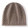 Nuevo gorro de cachemira para otoño e invierno, tejido de trenza tridimensional clásico, simple y cálido, gorro a prueba de frío para hombres y mujeres, gorro tejido, gorro para clima frío