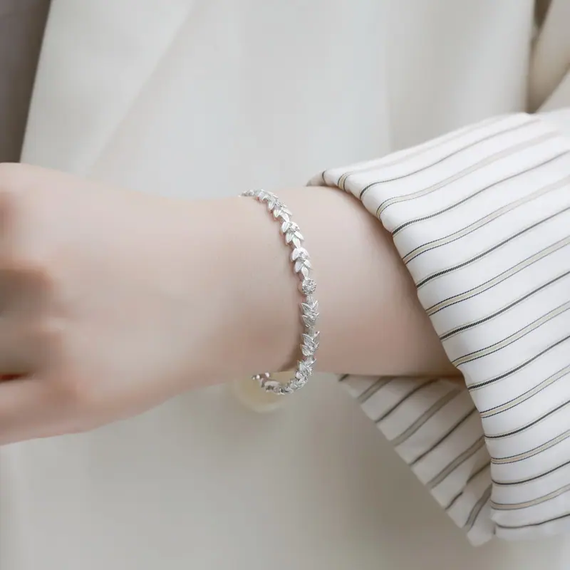 B012547-模特.JPG