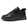 Sapatos Masculinos de Outono Novo Estilo Respiráveis Pretos Casuais de Negócios Tendência Versátil Antiderrapantes Resistentes ao Desgaste Tênis Esportivos para Homens