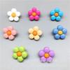 Botões Florais Pintados em Spray Coloridos para Venda por Atacado com Pinos, Botões Coloridos de Flor de Cinco Pétalas Cartoon, Botões para Camisa e Jaqueta