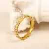 Anillo de Diamante Triangular en Forma de Corazón de Alta Venta en Comercio Electrónico Transfronterizo, Anillo Minimalista Personalizado con Forma de Corazón de Estilo Europeo y Americano con Diamantes Microincrustados, Anillo Estilo Ins