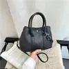Bolso de Mano Simple Estilo Coreano para Mujer Otoño/Invierno 2026 Nueva Moda Color Sólido Bolso de Hombro Único Diseño de Nicho Bolso Cruzado para Mujer