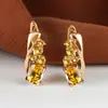Pendientes de Oro Champagne Popular Transfronterizos con Cuatro Pequeños Diamantes Redondos y Circonita Ovalada Moda Retro Elegante para Damas