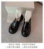 Mocasines británicos de cuero genuino estilo uva para mujer, de punta redonda, suela gruesa, zapatos pequeños de cuero con cara sonriente, zapatos sin cordones de tacón grueso
