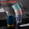 Taza de plástico simple para enjuague bucal al por mayor 2 yuanes tienda departamental taza de plástico para lavar baño del hogar taza de plástico para adulto para cepillarse enjuague bucal