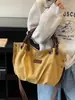 Versão Coreana Bolsa Tote de Nicho Ins para Mulheres, Bolsa de Ombro Retrô Tendência Estilo Preguiçoso, Bolsa Transversal Simples e Elegante